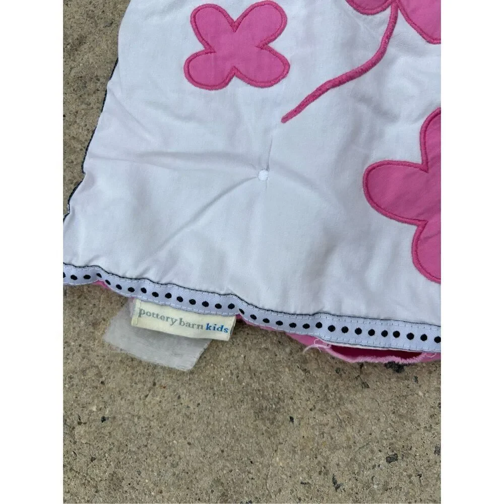 Pottery barn kids pink white  lambs crib comforter (small tear)replacement 34